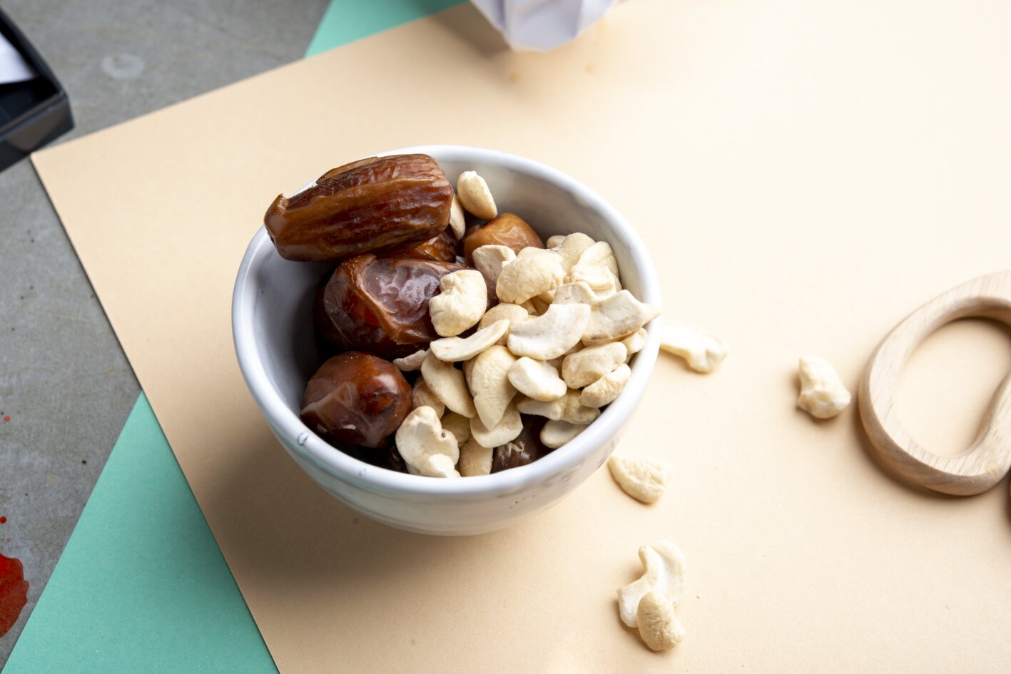 Bio Cashewkerne Detailansicht - buttrige Textur ohne Zusätze
