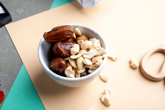Bio Cashewkerne Detailansicht - buttrige Textur ohne Zusätze
